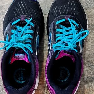 Brooks Ghost Running Shoes Size 6.5